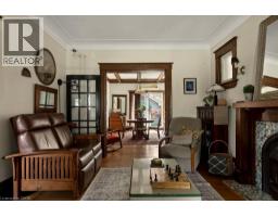 111 SPADINA Avenue - 10