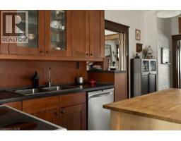 111 SPADINA Avenue - 19