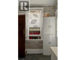 111 SPADINA Avenue - 23