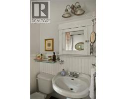 111 SPADINA Avenue - 37