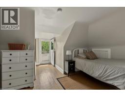 111 SPADINA Avenue - 38