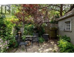 111 SPADINA Avenue - 44