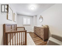 32 AINSWORTH Street - 14