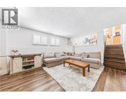 32 AINSWORTH Street - 18