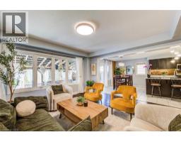 231 FALLING GREEN Crescent - 17