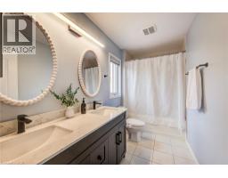 231 FALLING GREEN Crescent - 29