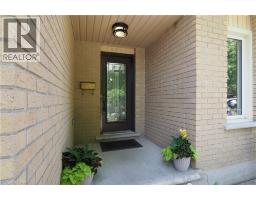 32 NOTCHWOOD Court - 4