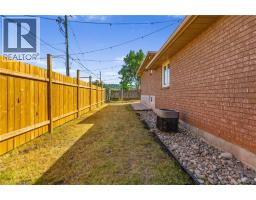 102 JUNIPER Drive - 35