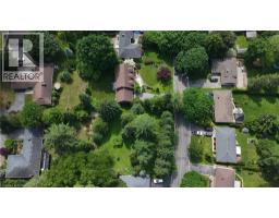 154 MCCALL Crescent - 10