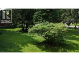 154 MCCALL Crescent - 11