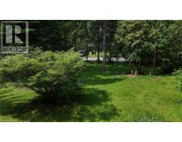 154 MCCALL Crescent - 12