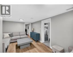 33 KENWOOD Crescent - 27