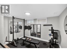 33 KENWOOD Crescent - 30