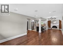 33 KENWOOD Crescent - 6