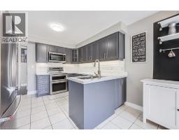 7 BRAMOAK Crescent - 13