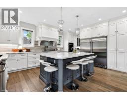 647 CEDAR Avenue - 16