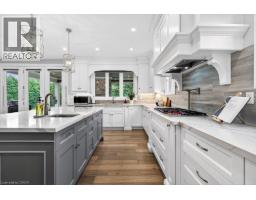 647 CEDAR Avenue - 17
