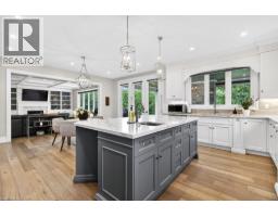 647 CEDAR Avenue - 18