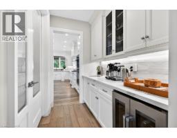 647 CEDAR Avenue - 20