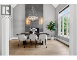 647 CEDAR Avenue - 7
