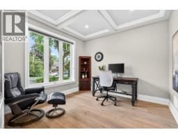 647 CEDAR Avenue - 9