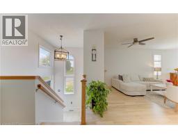 725 ZURICH Drive - 31