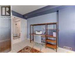 725 ZURICH Drive - 33