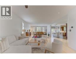 725 ZURICH Drive - 5