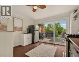 153 FERRIE Street E - 19
