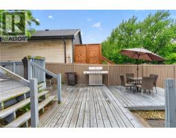 153 FERRIE Street E - 34