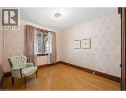 555 HAMILTON Street - 18