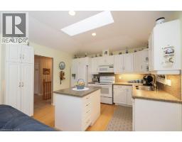 137 FOXBORO Drive - 12