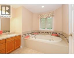 137 FOXBORO Drive - 22