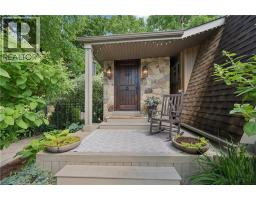 130 BLENHEIM Road - 3