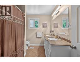 25 INVERNESS Avenue - 20