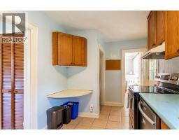 17 N THORNDALE Street N - 35