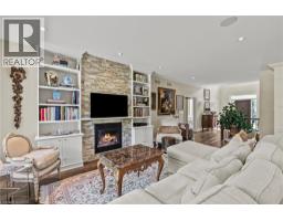 8 CAMPBELL Street - 16