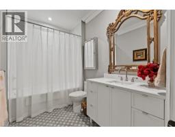 8 CAMPBELL Street - 23