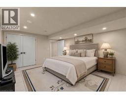 8 CAMPBELL Street - 31