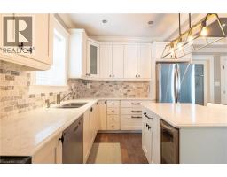 40 MOORE Avenue - 11