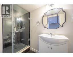 40 MOORE Avenue - 39