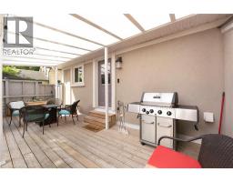 40 MOORE Avenue - 44