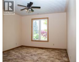 718 11 TOWNSEND Concession - 21