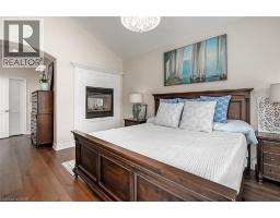 4252 SARAZEN Drive - 24