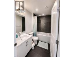 65 SPEERS Road UnitNo. 1506 - 6