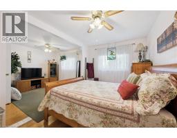 73 HENRY Street - 20