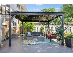 73 HENRY Street - 34