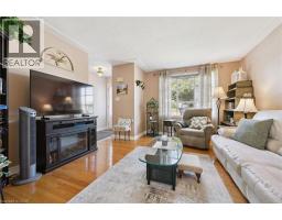 73 HENRY Street - 5