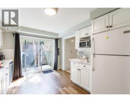 907 DOON VILLAGE Road - 27
