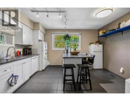 80 MACLENNAN Avenue - 32